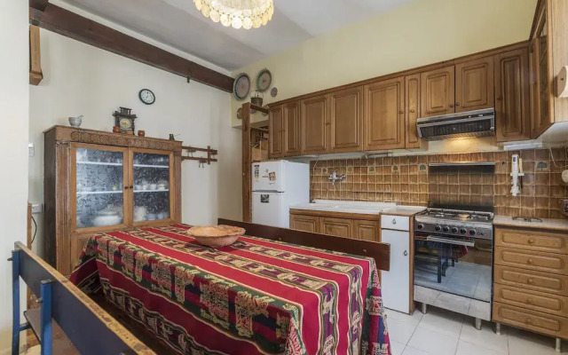 San Lorenzo Wooden Flat