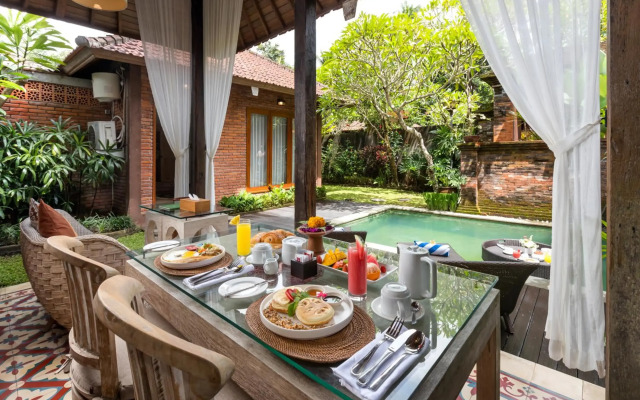 Ubud Raya Resort