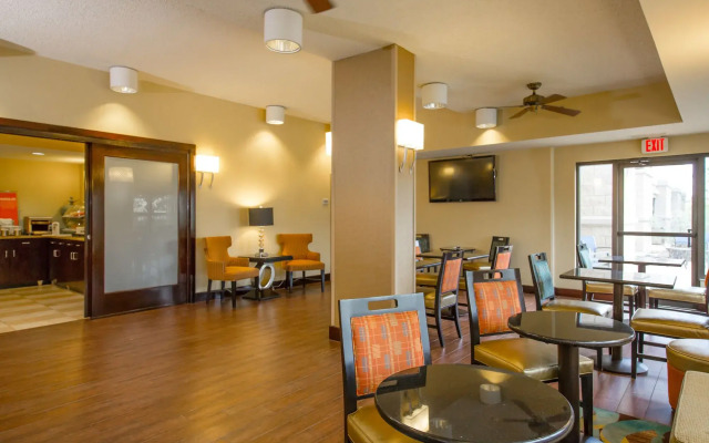 Hampton Inn Dallas-Irving-Las Colinas