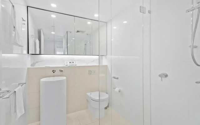 The Oracle Resort Broadbeach - GCLR
