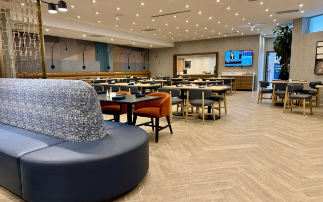 Holiday Inn Burlington Conference Centre by IHG