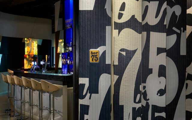 Crowne Plaza Changi Airport by IHG