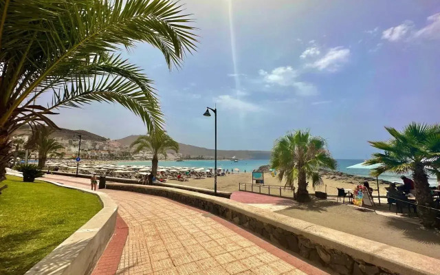 Playa Lux Los Cristianos