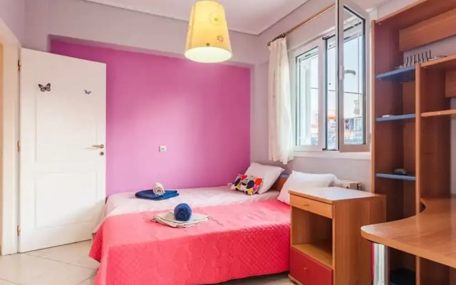Spacious Urban Haven-family Home Perfect Location