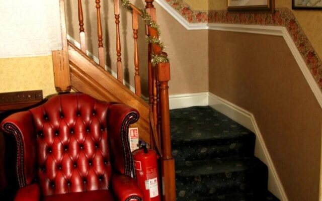 Pymgate Lodge Hotel