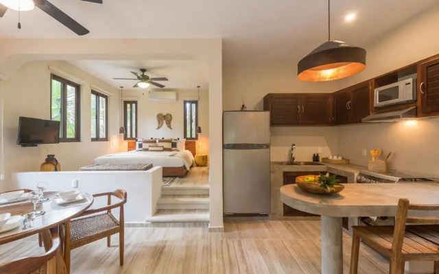 Beachfront bungalows- Soliman Bay