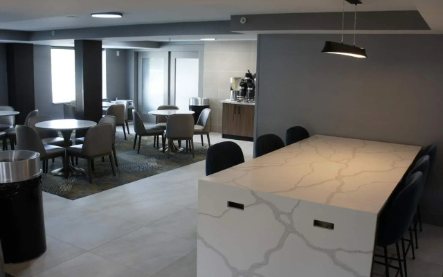 Hawthorn Extended Stay By Wyndham Knoxville
