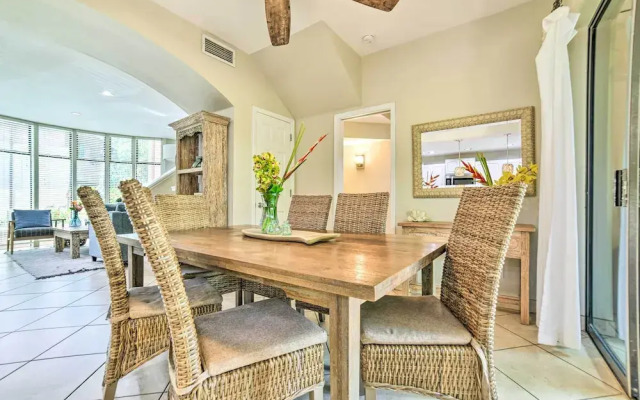 Bright & Airy Lahaina Condo - Walk to Beach!