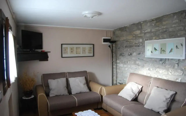 Casa Azon