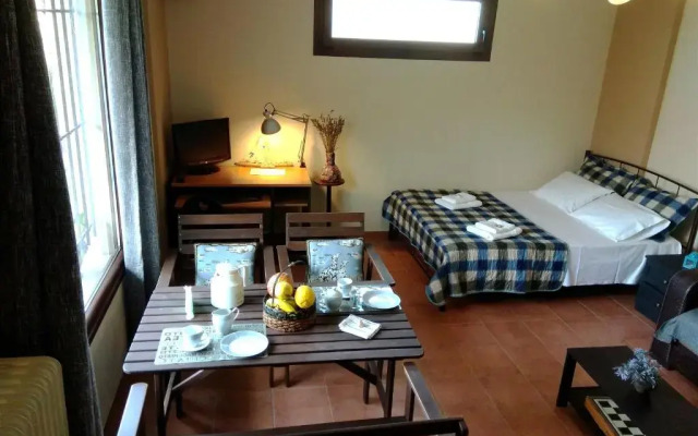 Stomio 4 Seasons Relaxing Apartment