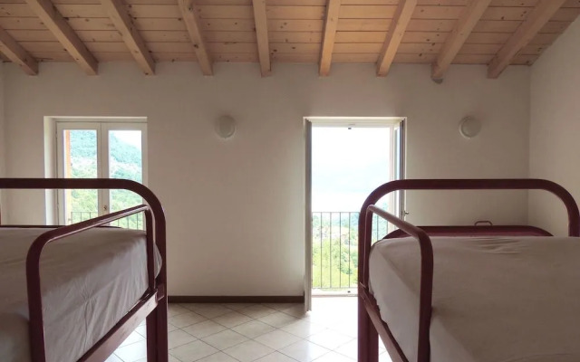 Ostello Dosso del Liro