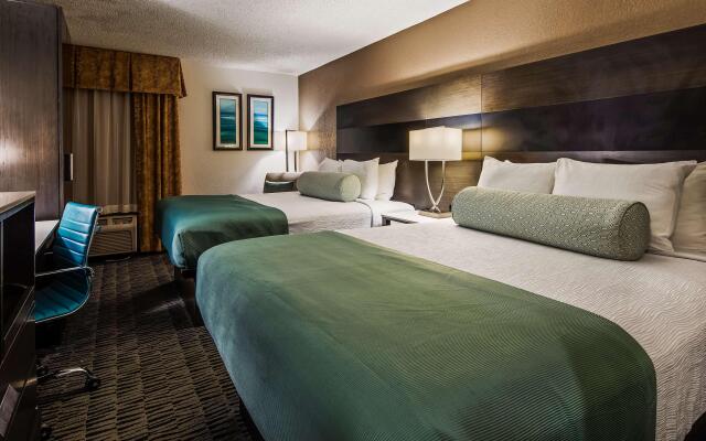 Clarion Pointe near Medical Center