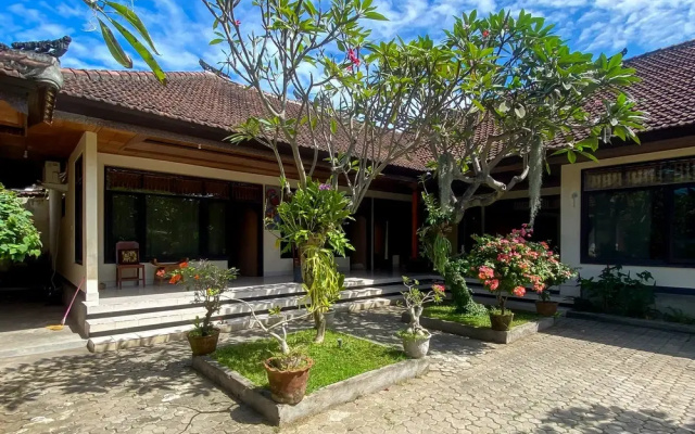 Raja Asri Guest House Sanur Mitra RedDoorz