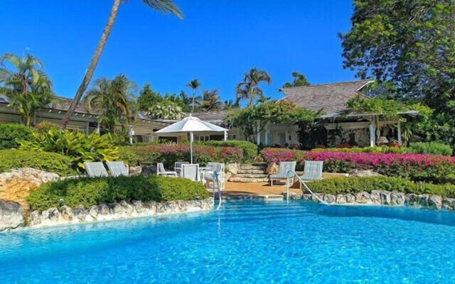 Villa Point of View