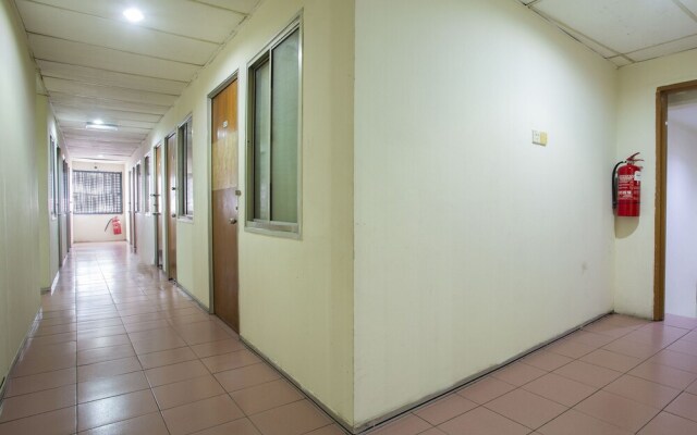 Kl City Lodge by OYO Rooms