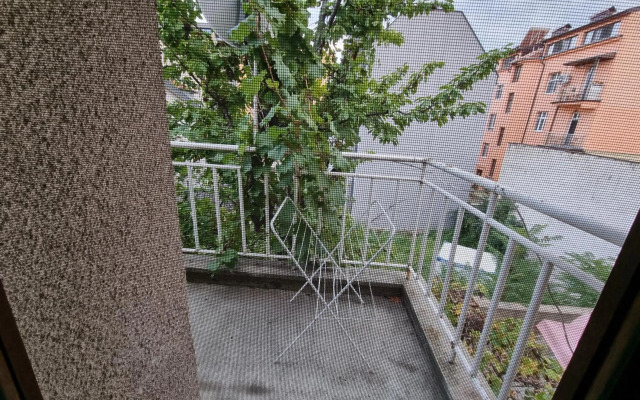 Tsar Simeon, 2 bedroom, living room and fireplace