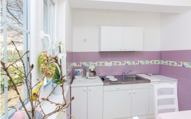 Nice Apartment in Pakostane With 1 Bedrooms and Wifi