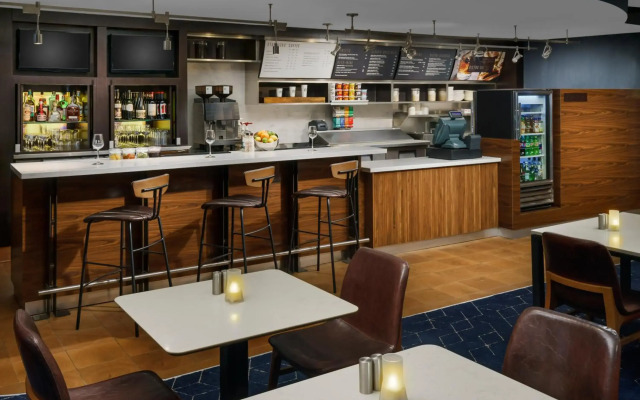 Courtyard By Marriott Farmington