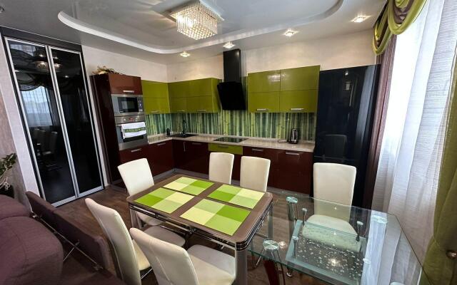 Апартаменты на Крылова 36