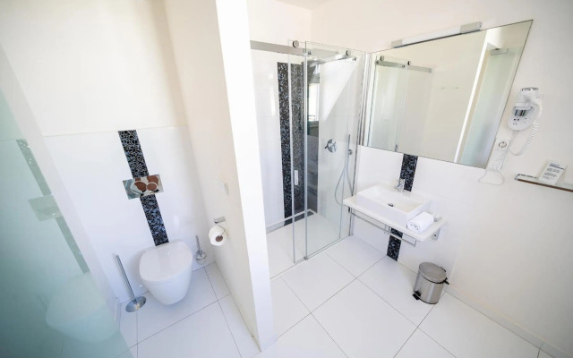 Luxurious Woodrow Wilson apt in Prague centre