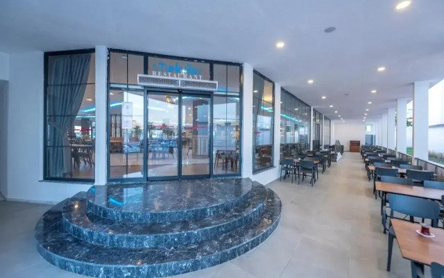 Lavia Hotels Lara