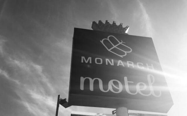 Monarch Motel