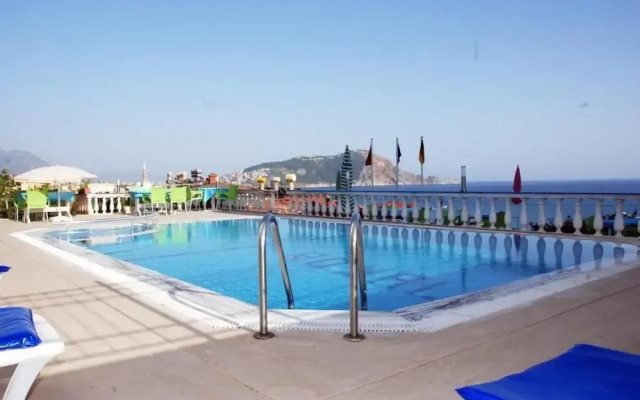 Royal Hotel Alanya