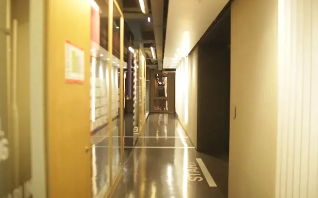 Location in Myeongdong Studio