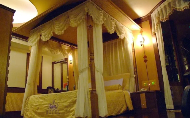 Swan Lake hotel