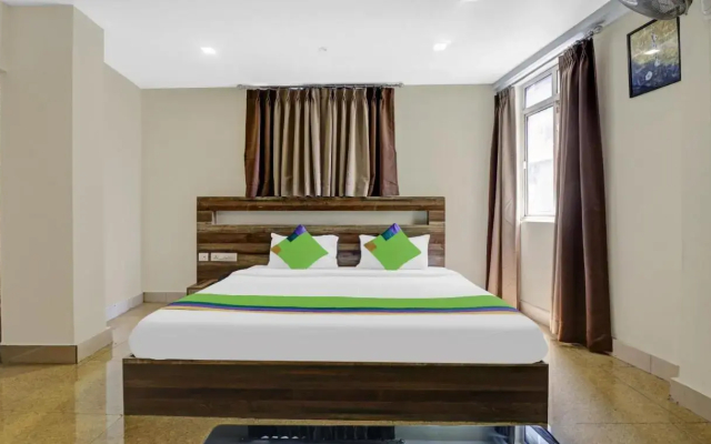 Treebo Darwesh Residency - 500m from Railway Station