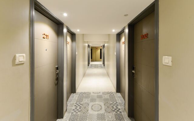 Click Hotel Vadodara