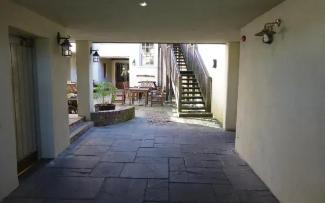 The George Inn
