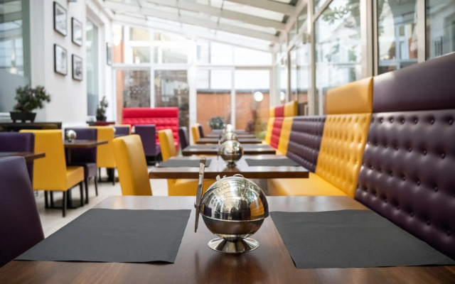 Best Western Plus Grand Hotel Victor Hugo