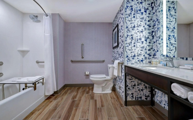 Hilton Garden Inn Cedar Rapids