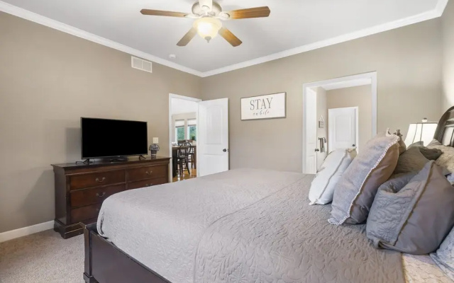 Foggy Bay Bungalow