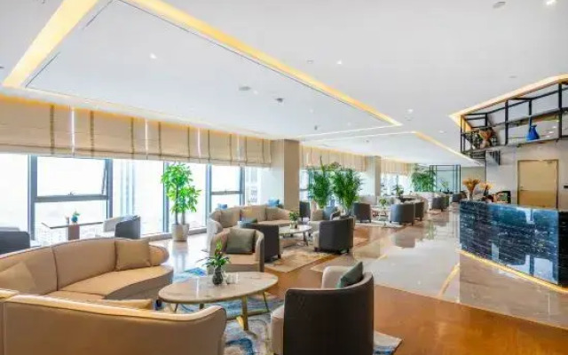 Wenzhou South Station Maison New Century Hotel