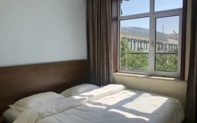 Xingyuewan Seaview Holiday Hotel