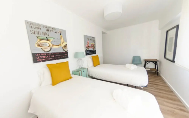 Stunning Apartment with 2BR