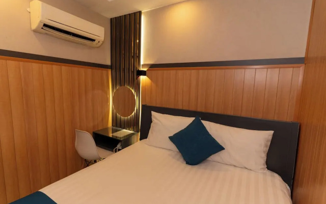 Prince Hotel