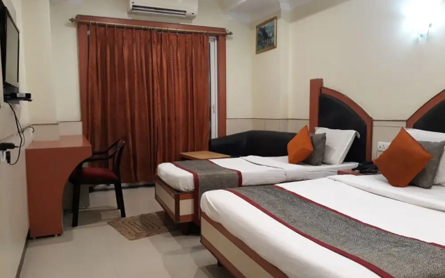 Hotel Vishal Plaza