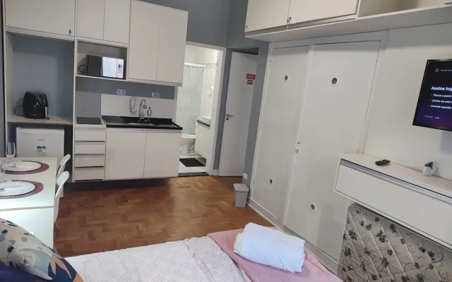 Quartos Prox Av Paulista e Frei Caneca