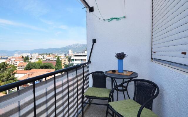 Sunshine Apartment