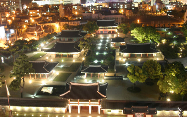 Staz Hotel Jeju Robero