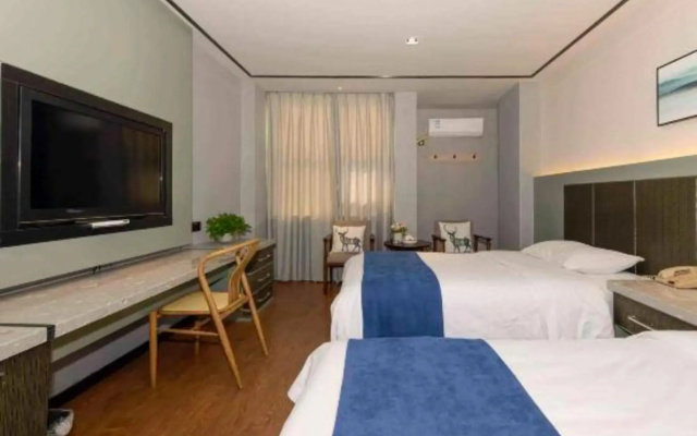 New Apple Hotel