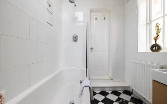 The Hackney Secret - Stylish 2bdr House With Garden, London