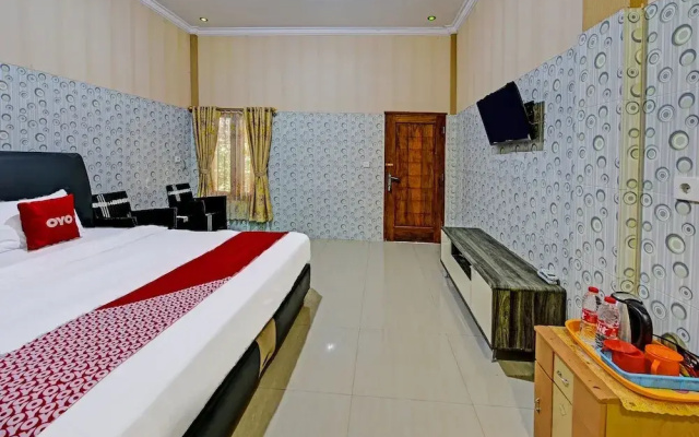 Spot On 91376 Hotel Bintang Flores