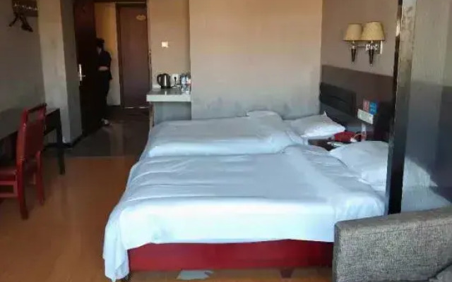 Jinxian Bojue Jingpin Hotel