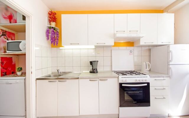 Apartments Mise