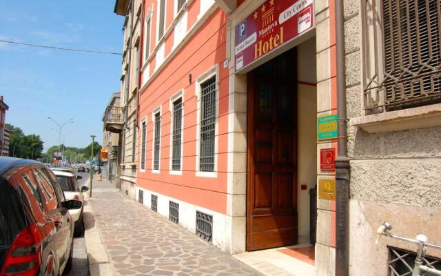 Hotel Antica Dimora , Mantegna Hotels