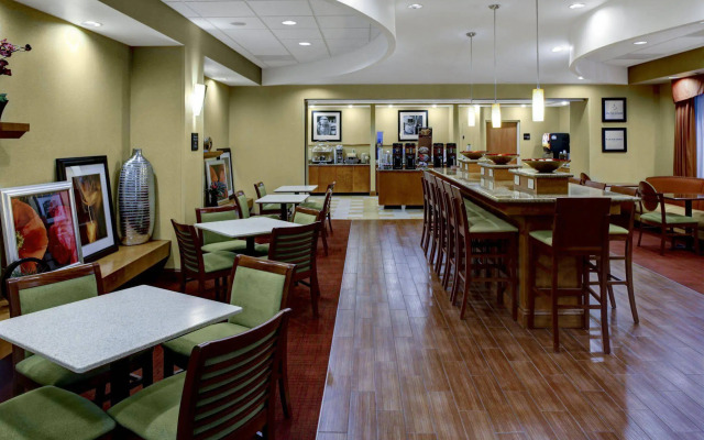 Hampton Inn Petersburg-Southpark Mall